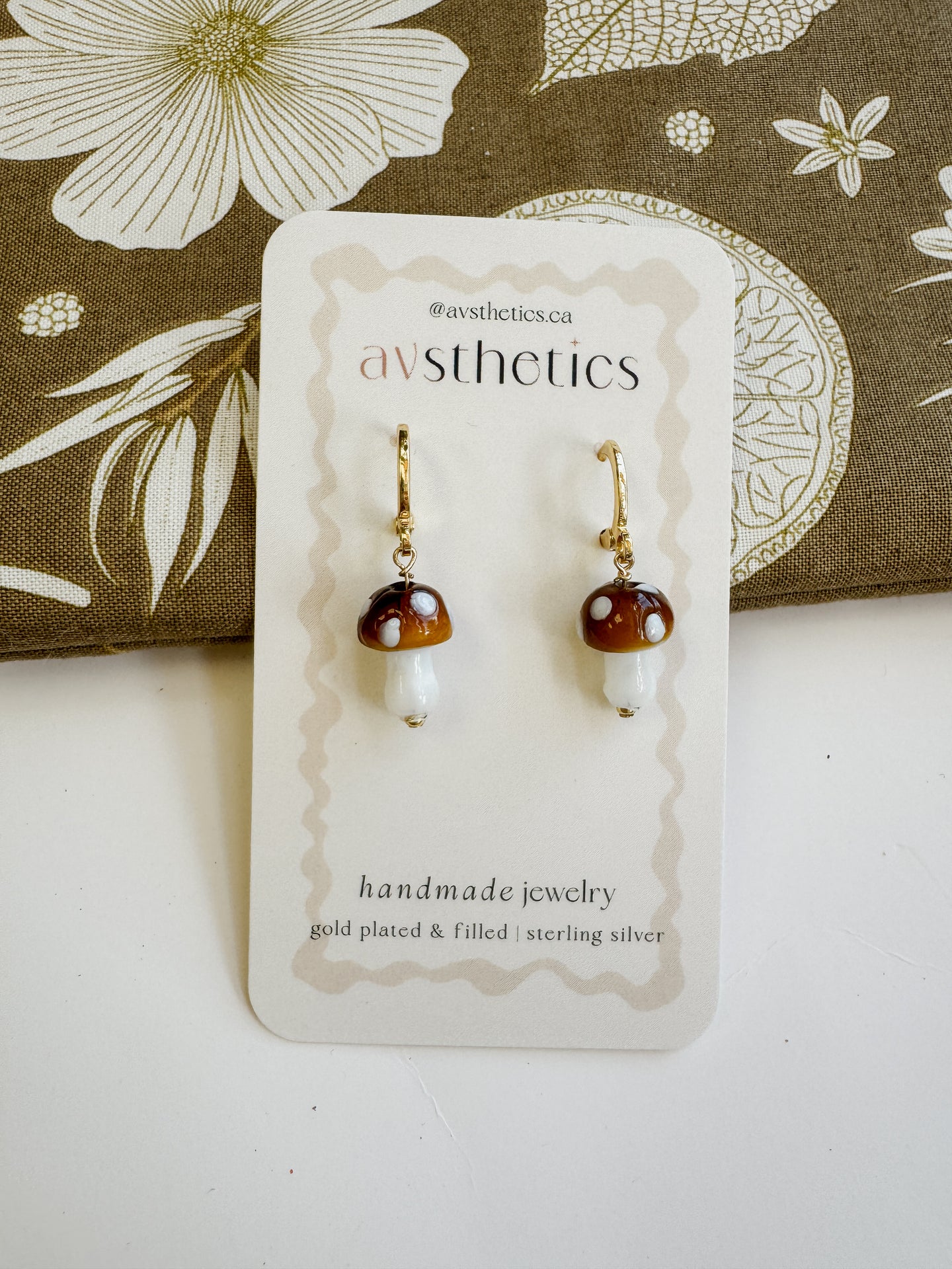 Glass Mushroom Huggies - Brown